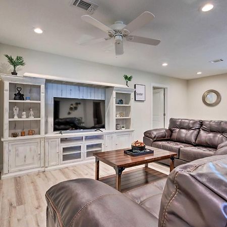 Spacious Gulfport Home With Yard 1 Mi To Beach Ngoại thất bức ảnh